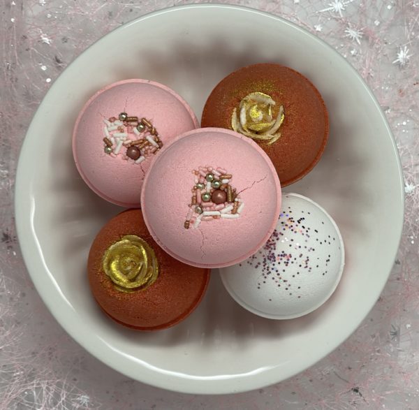 You’re So Loved Bath Bomb Gift Set - Image 4